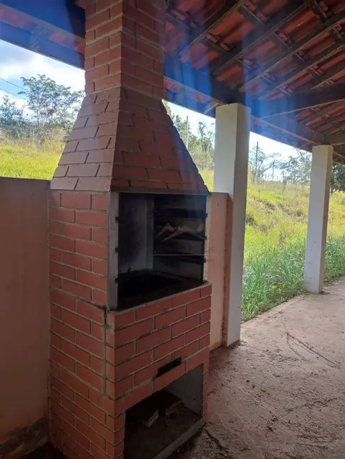 Sítio / Rancho com 3 quartos à venda, 17000m2 em Itapetininga - SP - imagem 8 Foto 8 de Sítio / Rancho com 3 quartos à venda, 17000m2 em Itapetininga - SP