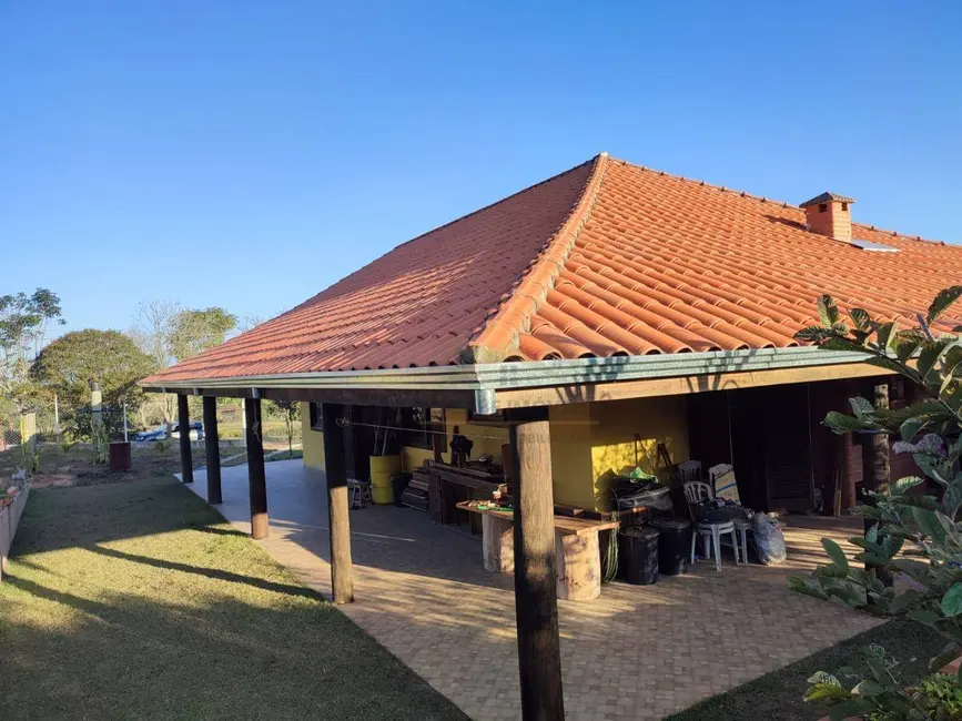 Foto 2 de Chácara com 3 quartos à venda, 1000m2 em Capela Do Alto - SP