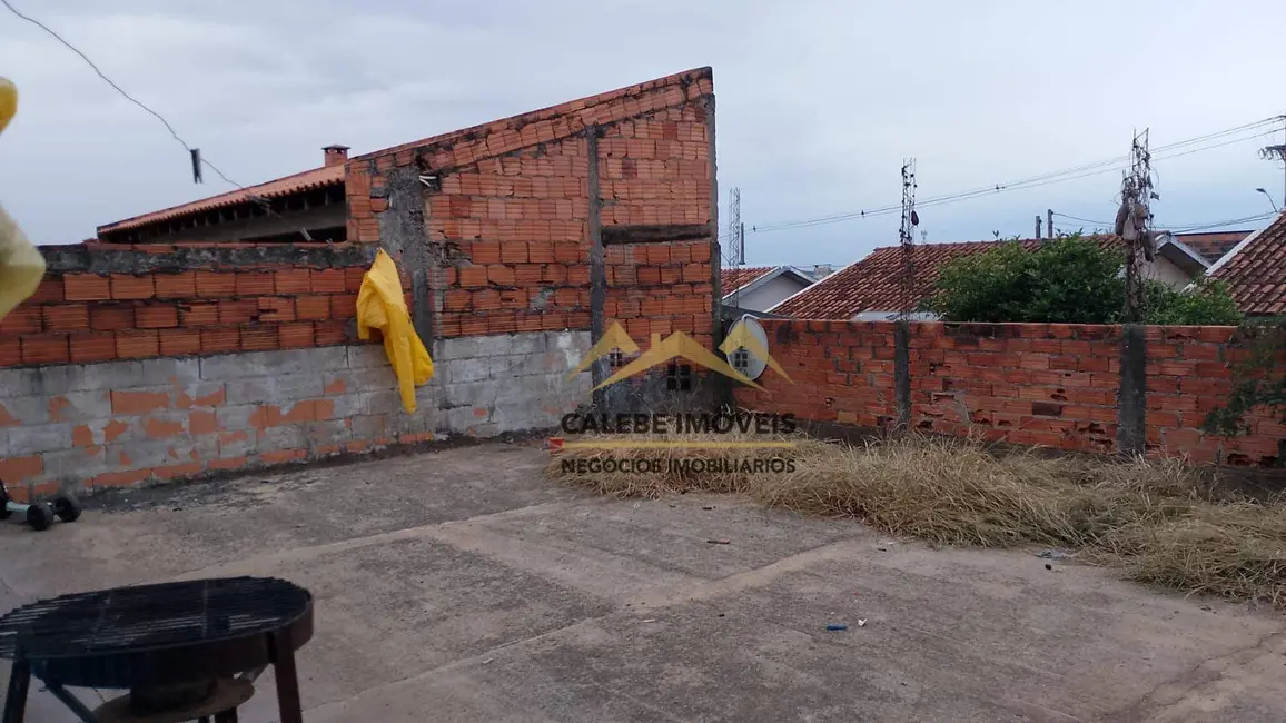 Foto 6 de Casa com 2 quartos à venda, 209m2 em Jardim Rosa Garcia, Tatui - SP