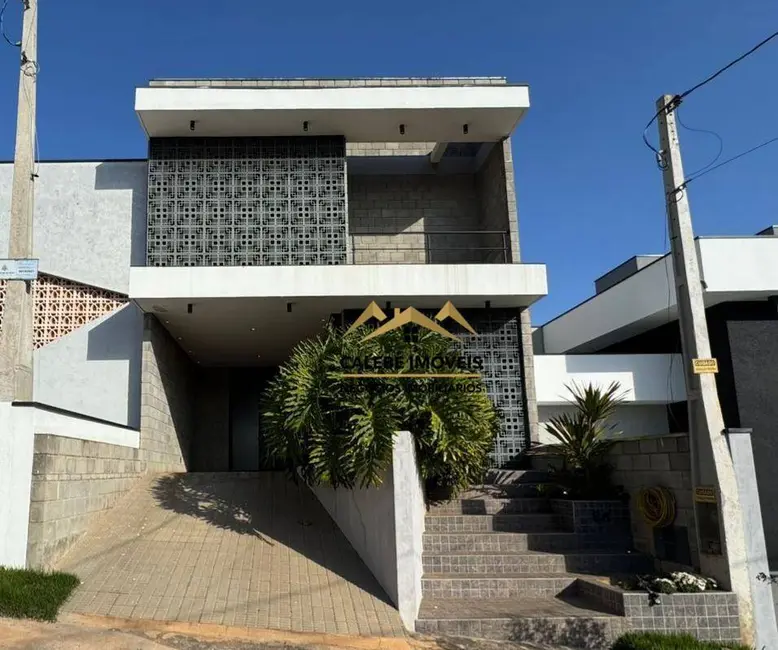 Foto 1 de Casa de Condomínio com 3 quartos à venda, 175m2 em Tatui - SP