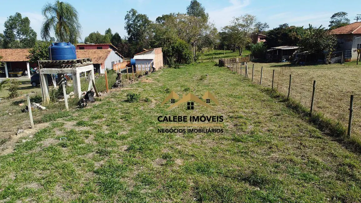 Foto 3 de Terreno / Lote à venda, 1000m2 em Cesario Lange - SP