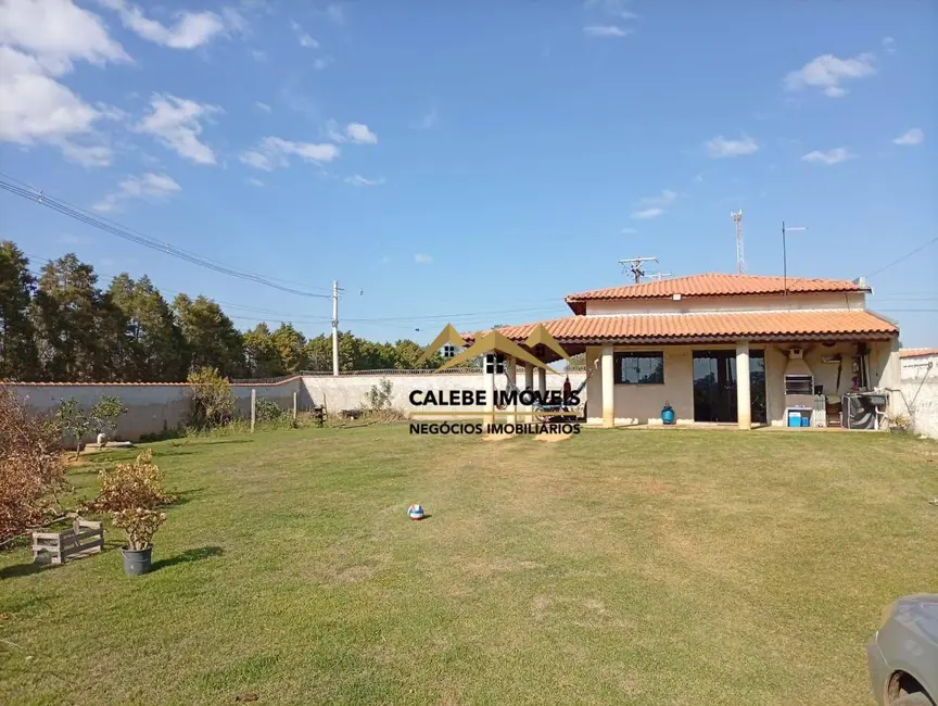 Foto 2 de Chácara com 2 quartos à venda, 1182m2 em Tatui - SP