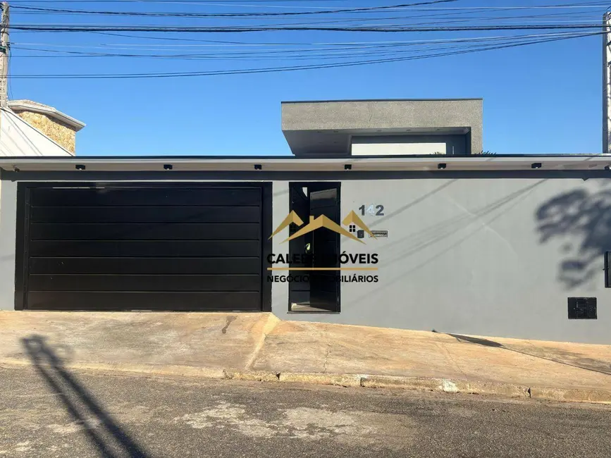 Foto 2 de Casa com 3 quartos à venda, 360m2 em Colina Verde, Tatui - SP