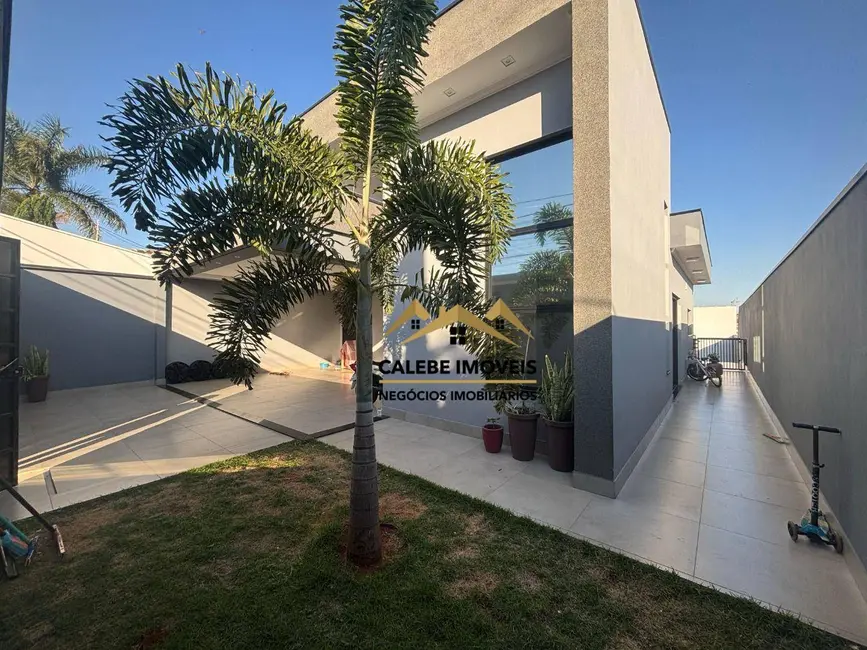 Foto 1 de Casa com 3 quartos à venda, 360m2 em Colina Verde, Tatui - SP