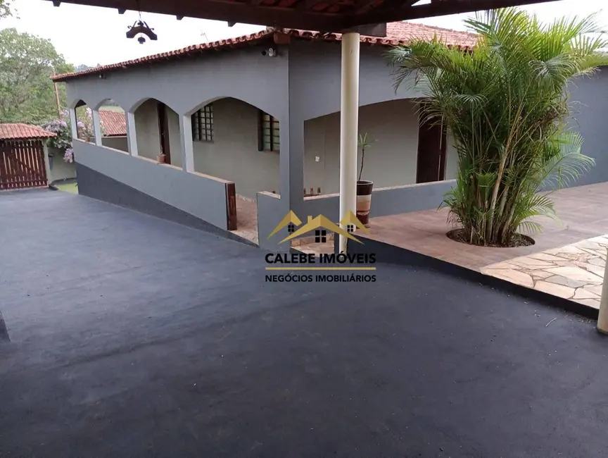 Foto 1 de Chácara com 3 quartos à venda e para alugar, 2000m2 em Jardim Gramado, Tatui - SP