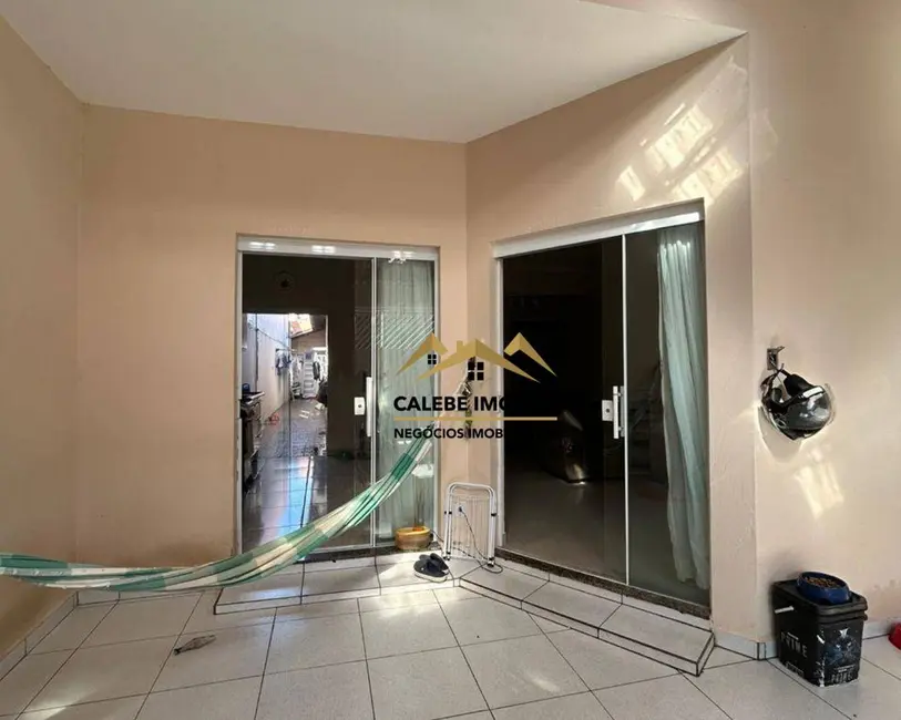 Foto 2 de Casa com 3 quartos à venda, 150m2 em Jardim Planalto, Tatui - SP