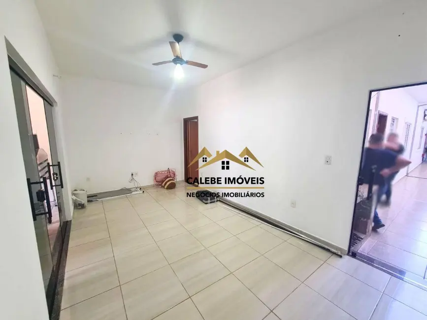 Foto 7 de Casa com 2 quartos à venda, 143m2 em Residencial Guedes, Tatui - SP