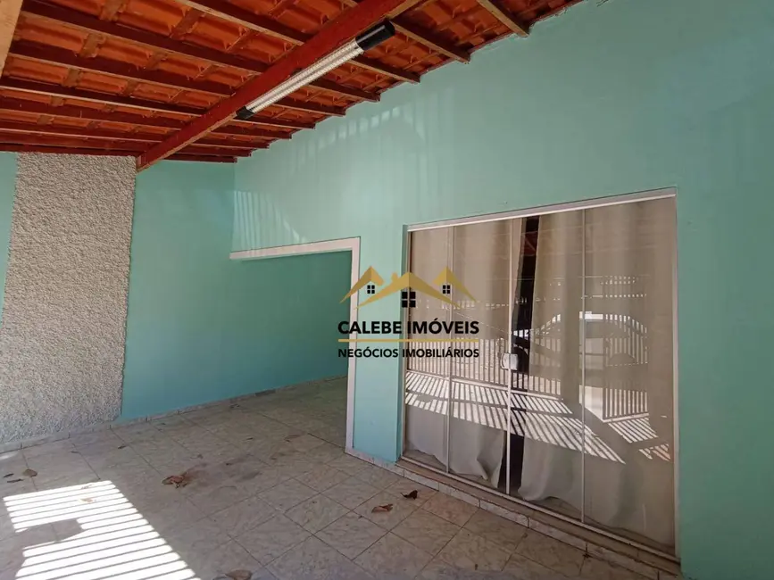 Casa com 4 quartos à venda, 150m2 em Jardim Wanderley, Tatui - SP - imagem 3 Foto 3 de Casa com 4 quartos à venda, 150m2 em Jardim Wanderley, Tatui - SP