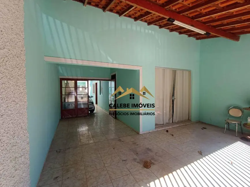 Casa com 4 quartos à venda, 150m2 em Jardim Wanderley, Tatui - SP - imagem 4 Foto 4 de Casa com 4 quartos à venda, 150m2 em Jardim Wanderley, Tatui - SP