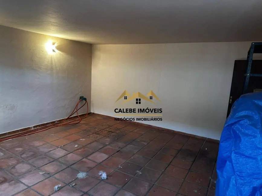 Sobrado com 3 quartos à venda, 158m2 em Centro, Tatui - SP - imagem 9 Foto 9 de Sobrado com 3 quartos à venda, 158m2 em Centro, Tatui - SP