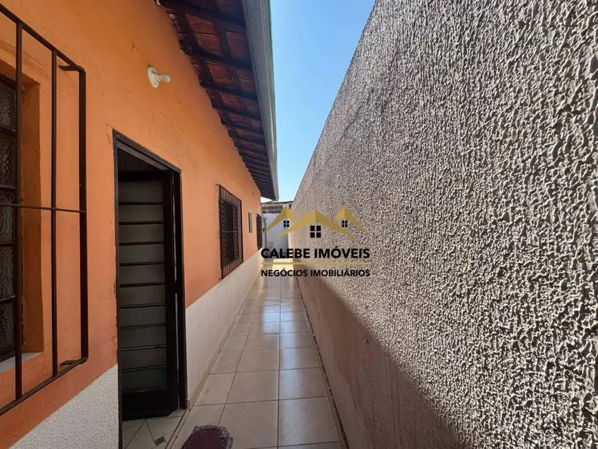 Foto 9 de Casa com 2 quartos à venda, 150m2 em Jardim Nossa Senhora de Fátima, Tatui - SP