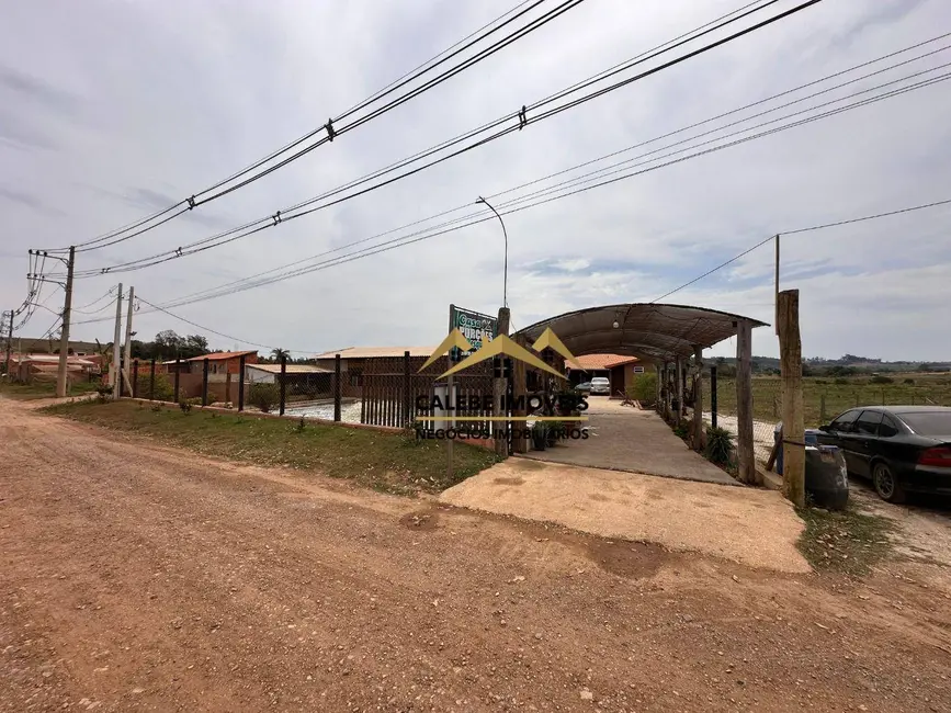 Foto 3 de Chácara com 3 quartos à venda, 1000m2 em Guarei - SP