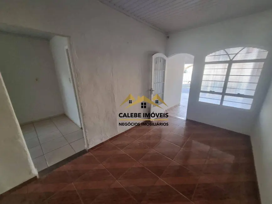 Foto 3 de Casa com 2 quartos à venda, 240m2 em Cecap, Tatui - SP