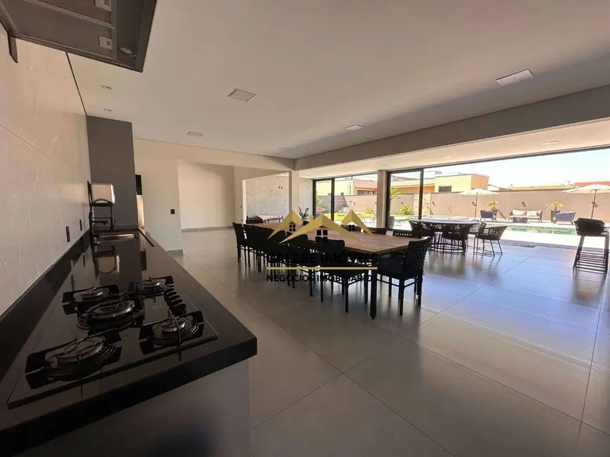 Foto 5 de Casa de Condomínio com 5 quartos à venda, 1000m2 em Cesario Lange - SP