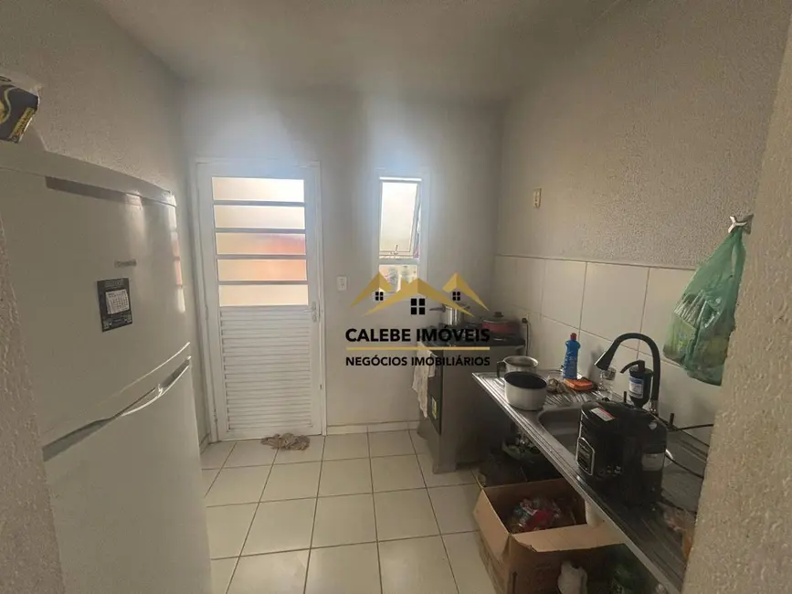 Foto 5 de Casa com 2 quartos à venda, 176m2 em Tatui - SP