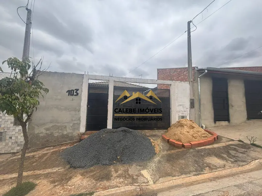 Foto 1 de Casa com 2 quartos à venda, 176m2 em Tatui - SP