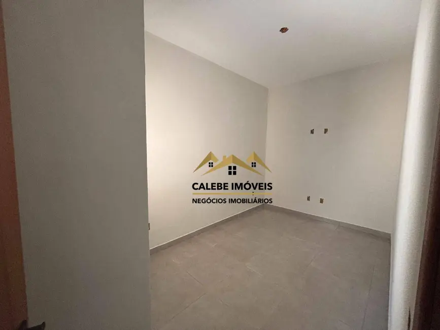 Foto 7 de Casa com 2 quartos à venda, 125m2 em Jardim Rosa Garcia, Tatui - SP