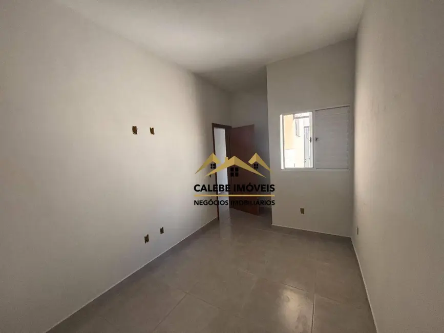 Foto 9 de Casa com 2 quartos à venda, 125m2 em Jardim Rosa Garcia, Tatui - SP