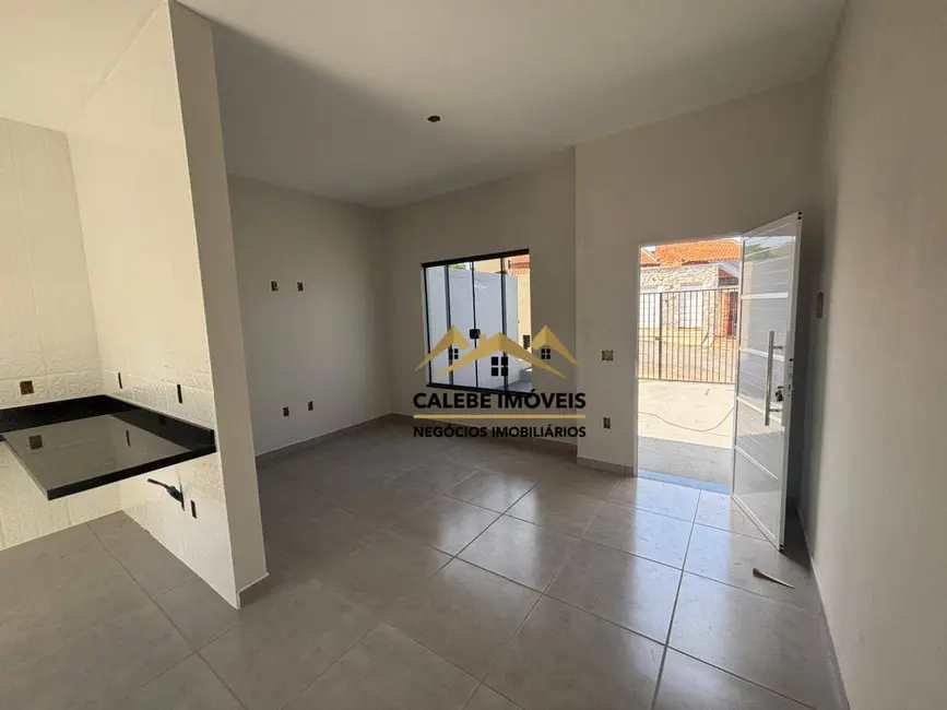Foto 7 de Casa com 2 quartos à venda, 125m2 em Jardim Rosa Garcia, Tatui - SP