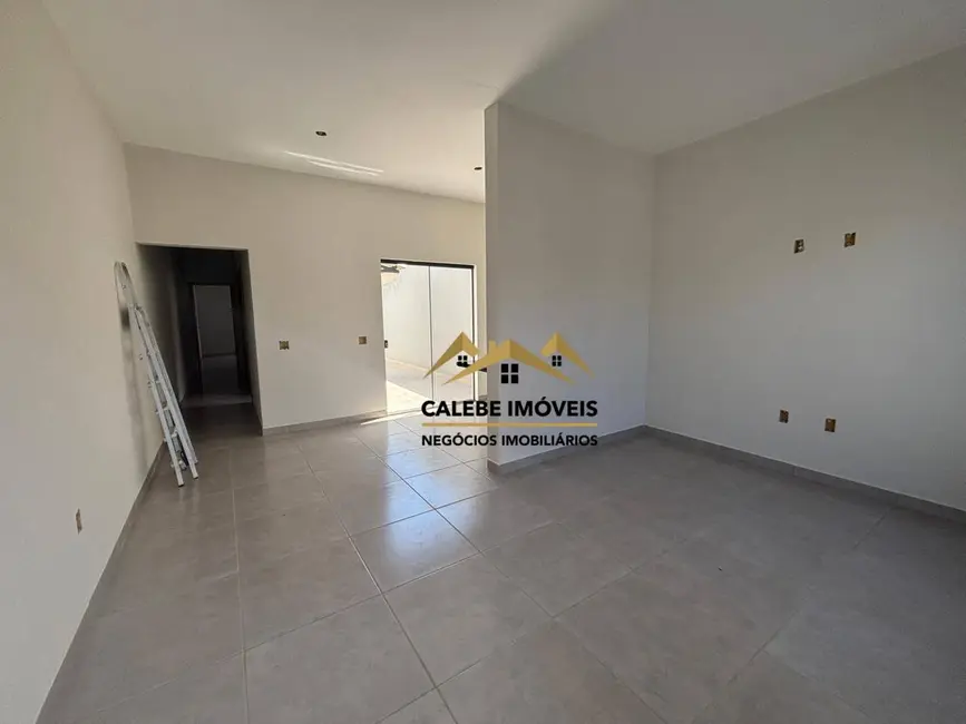 Foto 4 de Casa com 2 quartos à venda, 125m2 em Jardim Rosa Garcia, Tatui - SP
