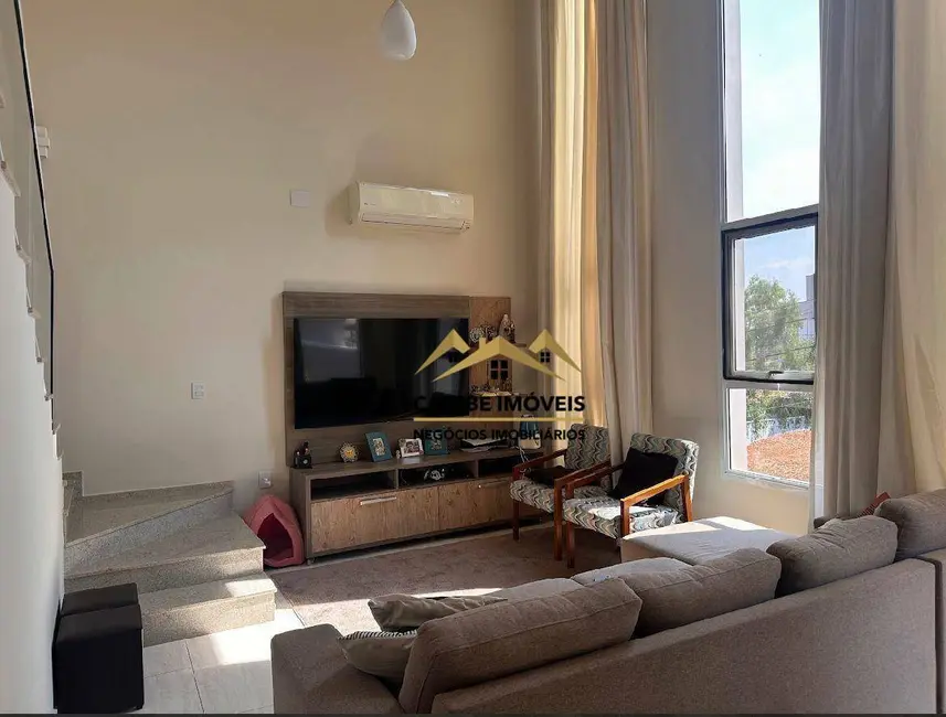 Foto 7 de Casa de Condomínio com 3 quartos à venda, 300m2 em Vila Monte Verde, Tatui - SP