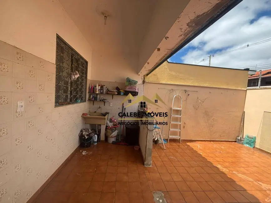 Foto 6 de Casa com 4 quartos à venda, 300m2 em Jardim Fortunato Minghini, Tatui - SP