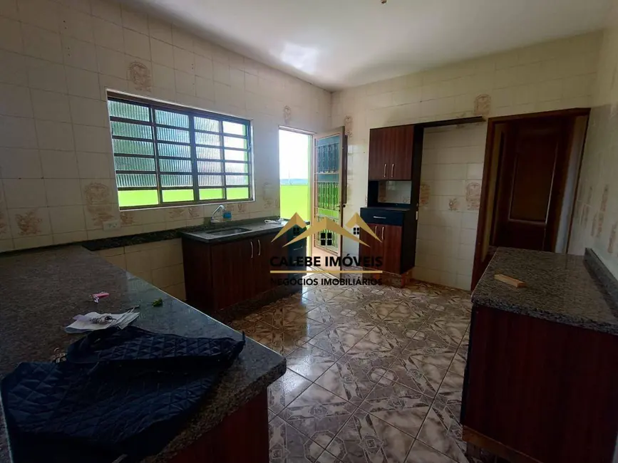 Casa com 4 quartos à venda, 250m2 em Jardim Santa Rita de Cássia, Tatui - SP - imagem 4 Foto 4 de Casa com 4 quartos à venda, 250m2 em Jardim Santa Rita de Cássia, Tatui - SP