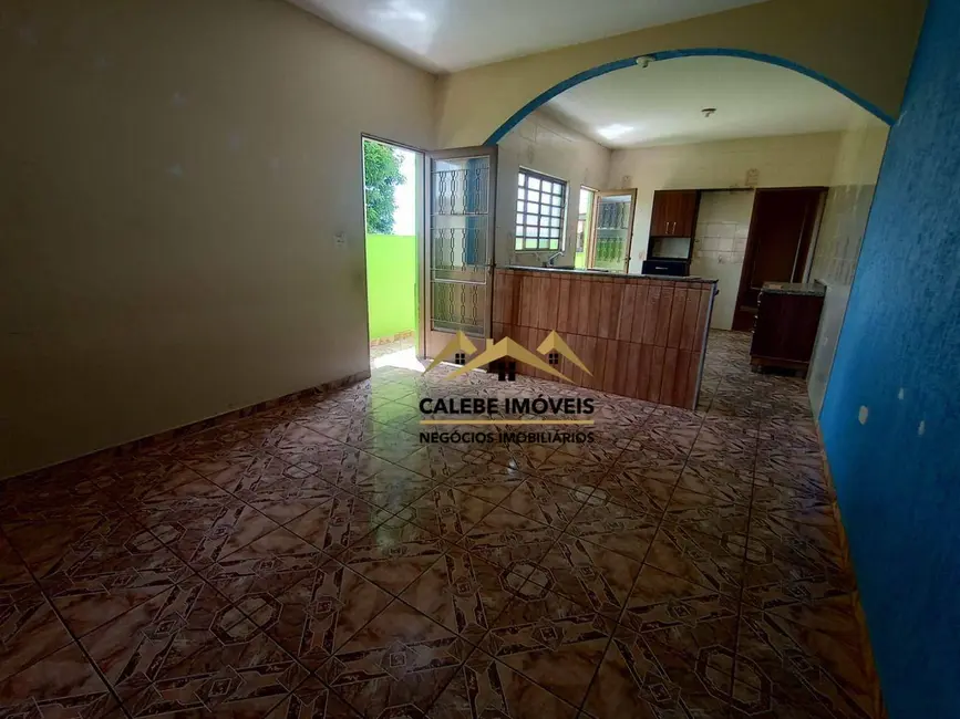 Casa com 4 quartos à venda, 250m2 em Jardim Santa Rita de Cássia, Tatui - SP - imagem 3 Foto 3 de Casa com 4 quartos à venda, 250m2 em Jardim Santa Rita de Cássia, Tatui - SP