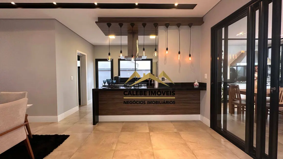 Foto 4 de Sobrado com 4 quartos à venda, 275m2 em Vila Monte Verde, Tatui - SP