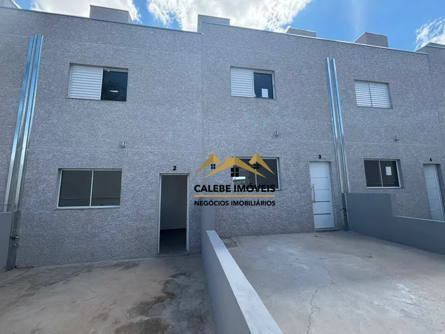 Foto 3 de Sobrado com 2 quartos à venda, 100m2 em Colina Verde, Tatui - SP