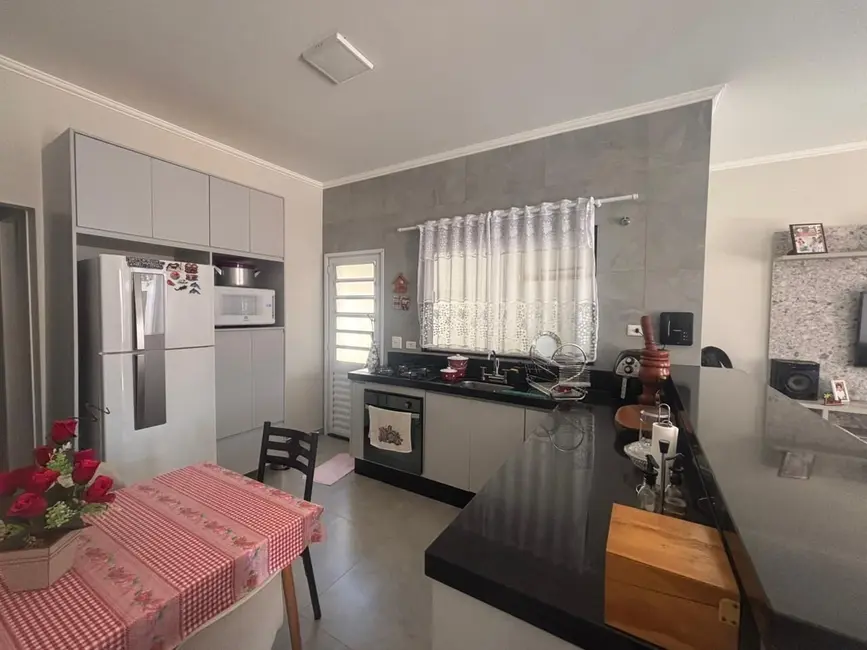 Foto 7 de Casa com 2 quartos à venda, 125m2 em Jardim Santa Rita de Cássia, Tatui - SP