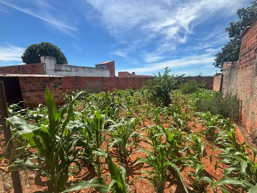 Foto 2 de Terreno / Lote à venda, 250m2 em Jardim Santa Rita de Cássia, Tatui - SP