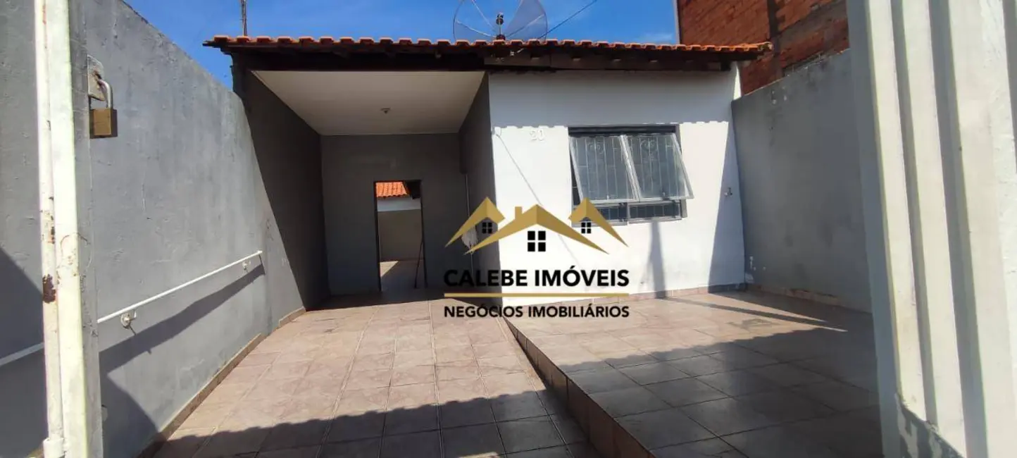 Foto 2 de Casa com 2 quartos à venda, 132m2 em Jardim Rosa Garcia, Tatui - SP