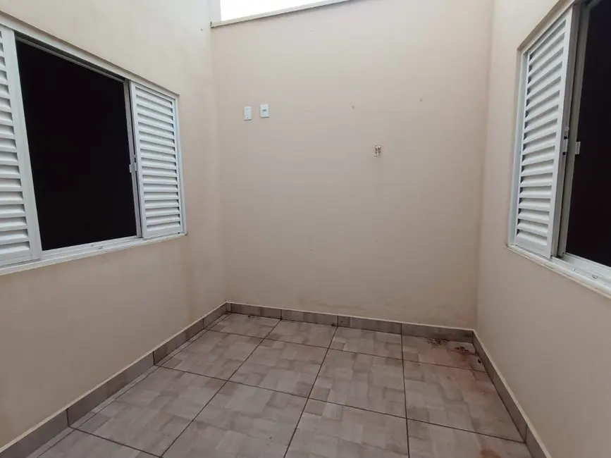 Foto 7 de Casa com 3 quartos à venda, 210m2 em Jardim Wanderley, Tatui - SP