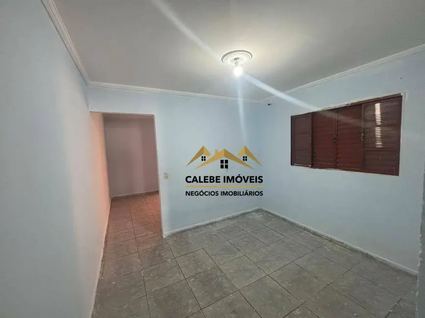 Foto 5 de Casa com 2 quartos à venda, 150m2 em Jardim Thomaz Guedes, Tatui - SP