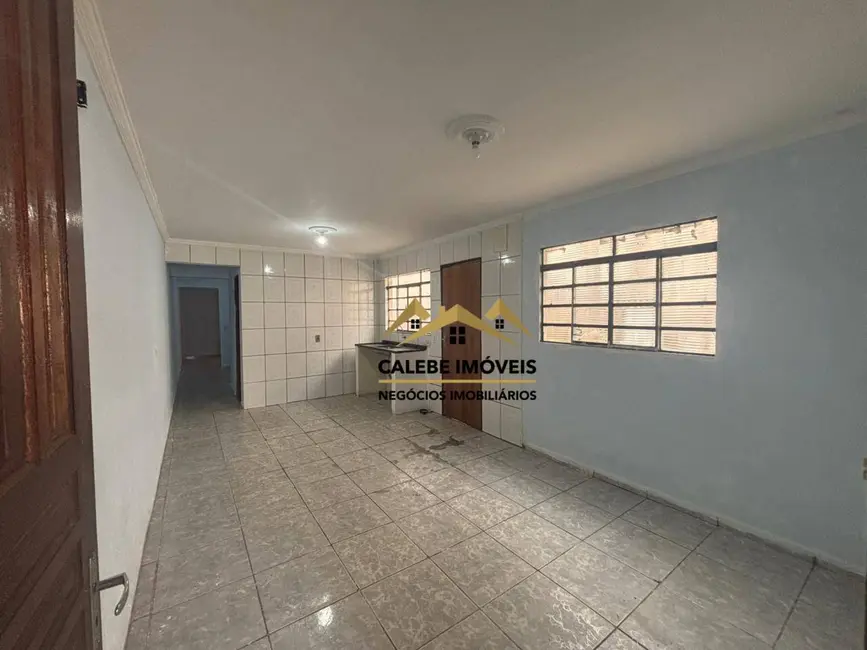 Foto 7 de Casa com 2 quartos à venda, 150m2 em Jardim Thomaz Guedes, Tatui - SP