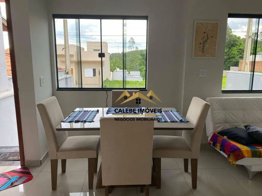 Foto 3 de Casa de Condomínio com 3 quartos à venda, 187m2 em Colina Verde, Tatui - SP