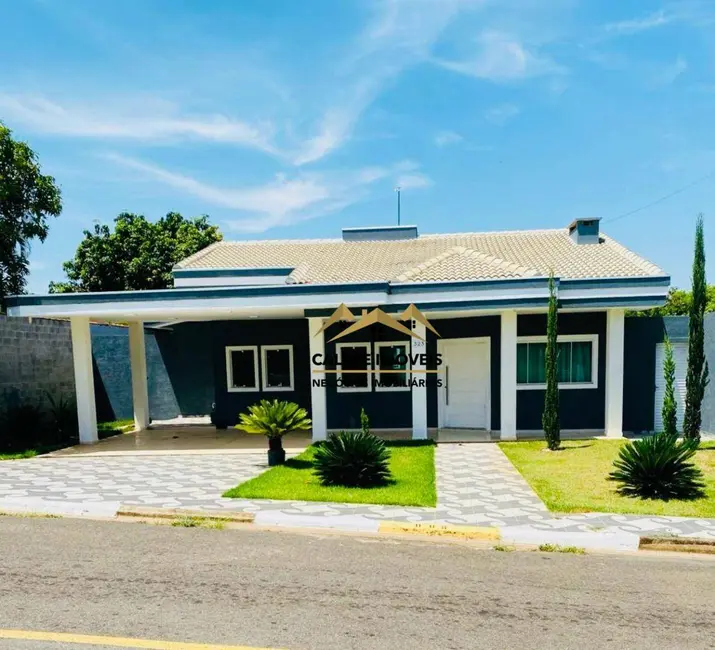 Foto 2 de Casa de Condomínio com 3 quartos à venda, 906m2 em Residencial Ecopark, Tatui - SP