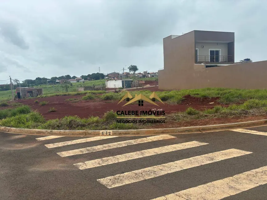 Foto 1 de Terreno / Lote à venda, 340m2 em Tatui - SP
