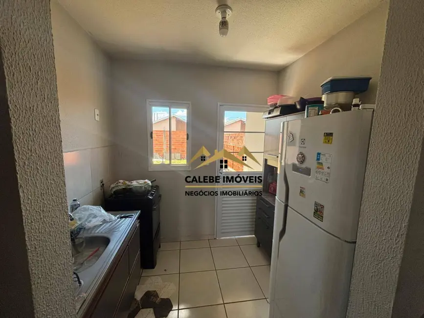 Foto 5 de Casa com 2 quartos à venda, 176m2 em Tatui - SP