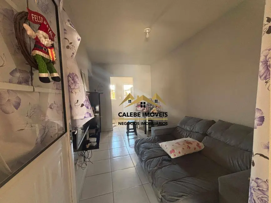 Foto 6 de Casa com 2 quartos à venda, 176m2 em Tatui - SP