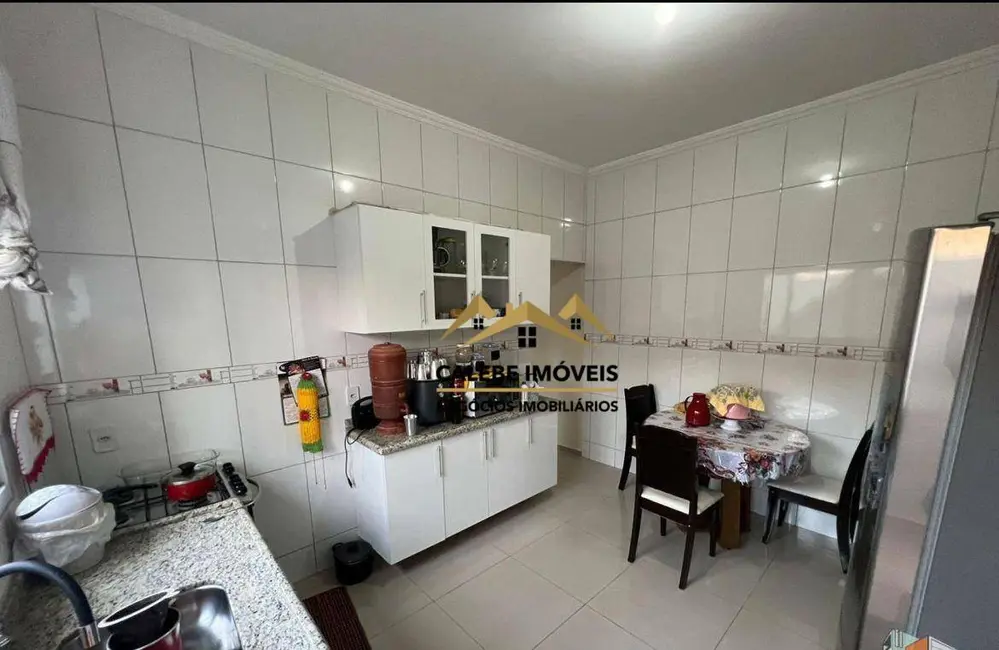 Foto 6 de Casa com 3 quartos à venda, 162m2 em Jardim Planalto, Tatui - SP