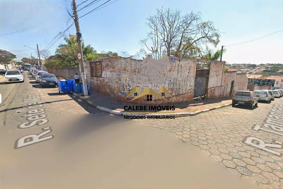 Foto 1 de Terreno / Lote à venda, 2575m2 em Centro, Tatui - SP