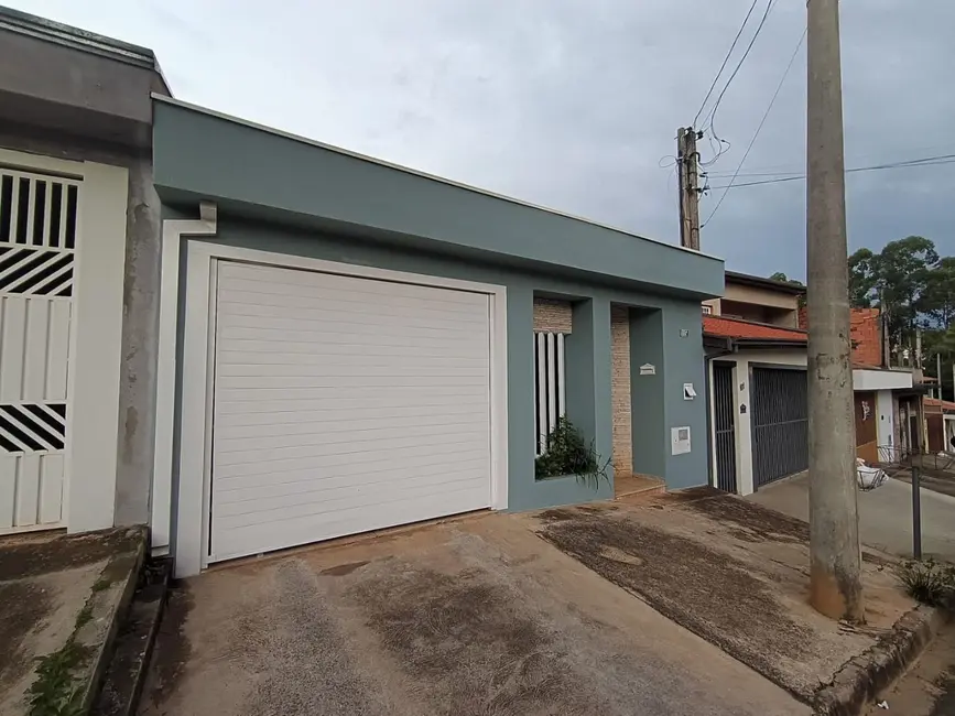 Foto 1 de Casa com 3 quartos à venda, 223m2 em Village Engenheiro Campos, Tatui - SP