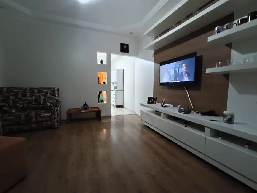 Foto 5 de Casa com 3 quartos à venda, 223m2 em Village Engenheiro Campos, Tatui - SP