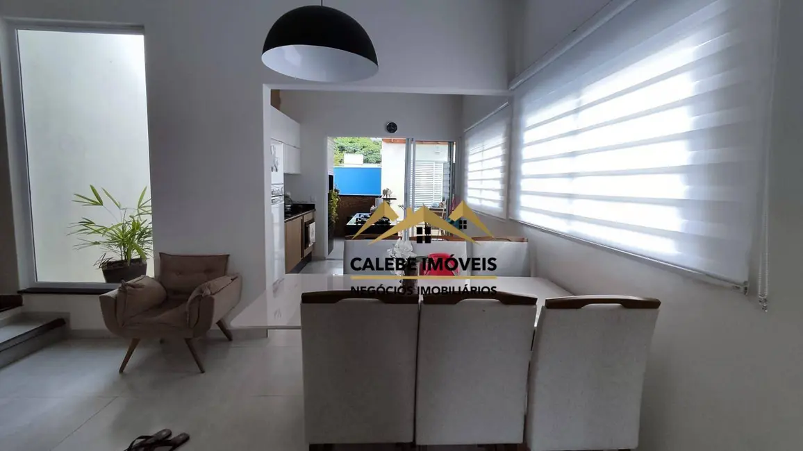 Foto 5 de Casa de Condomínio com 3 quartos à venda, 233m2 em Tatui - SP