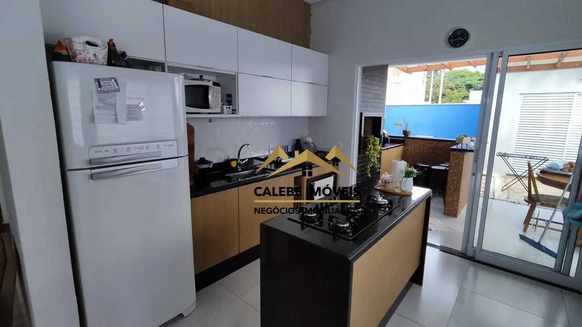 Foto 7 de Casa de Condomínio com 3 quartos à venda, 233m2 em Tatui - SP