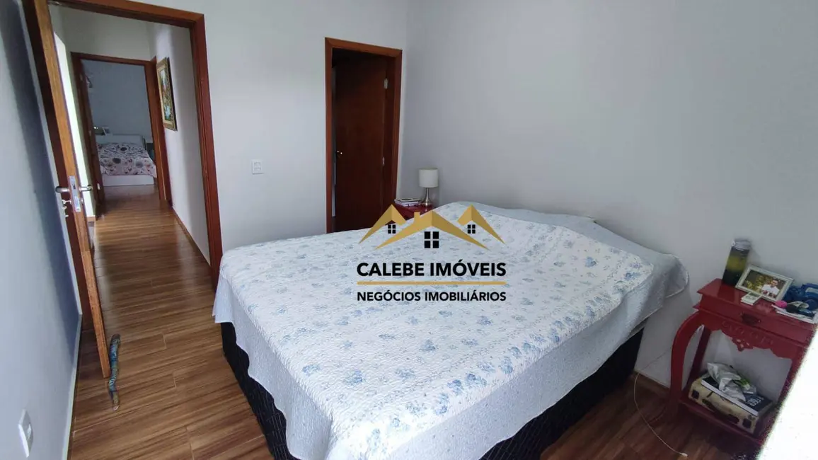Foto 9 de Casa de Condomínio com 3 quartos à venda, 233m2 em Tatui - SP