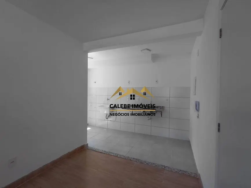 Foto 5 de Apartamento com 2 quartos para alugar, 45m2 em Tatui - SP