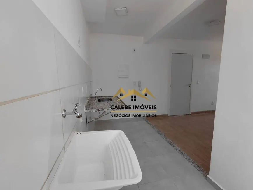 Foto 3 de Apartamento com 2 quartos para alugar, 45m2 em Tatui - SP